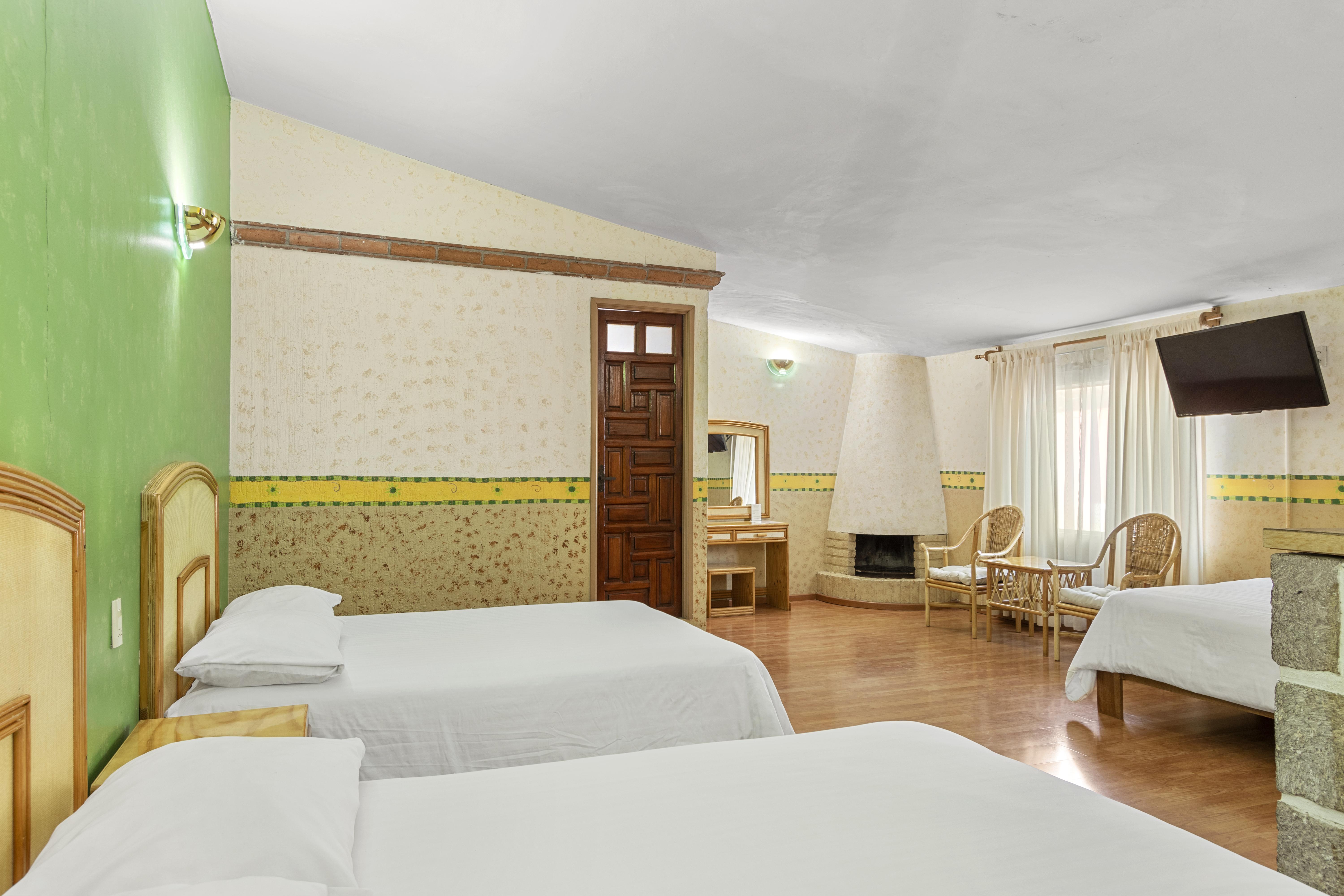 Hotel Hacienda Montesinos Morelia Exteriör bild